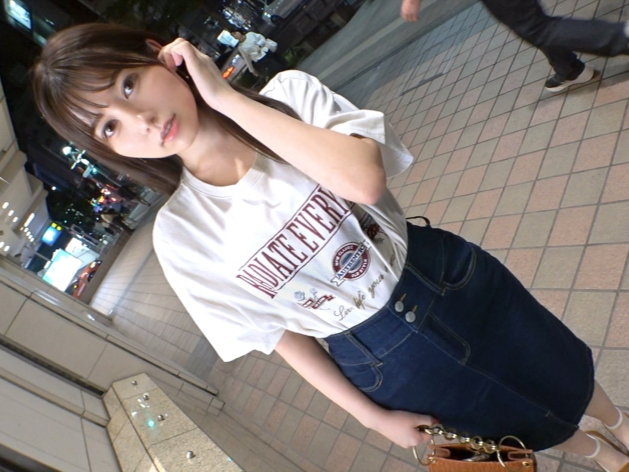 【ナンパ即ハメ！エチエチ美少女の性欲爆発】『ダメ…でも気持ちいい…』押しに弱いウブ女子が、街中で声をかけられ、ねっとりクンニと濃厚セックスで快感に溺れる！敏感なマンコを激しく責められ、甘い喘ぎ声を漏らす…♡