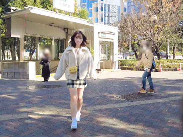 【素人】清楚な見た目でも中身は生粋の性欲モンスター！デカチン咥え込みジュボジュボ音立てしゃぶり尽くす♡記事