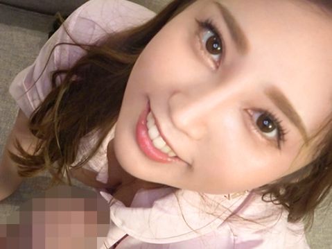 【爆乳人妻の不倫コスプレ旅行】Jカップ美巨乳妻が不倫相手と禁断の旅!ナース服に扮し、旦那には見せないド変態な姿でイキまくる♥ 不倫の快楽に溺れ、爆乳を揺らしながら激しく交わり、NTRセックスの虜に!