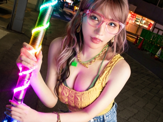 【ギャル神降臨】バチクソ可愛いイマドキギャルが素人宅で大暴れ!肉食系ギャルが肉棒に跨り、ズボズボ激ピストンで中出しセックス!ギャル特有のエロさと可愛さに悶絶必至!!♡