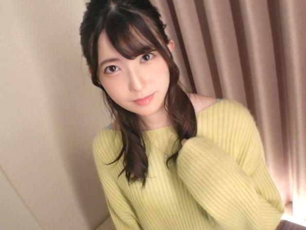 【白肌スレンダー美女と生ハメSEX】『気持ち良すぎる…』色白美乳のスレンダーボディを激しく愛撫！濡れ濡れマ○コにフル勃起チ○ポを挿入し、激ピストンで白肌美女をイカせまくる！美ボディが乱れる姿は必見！♡