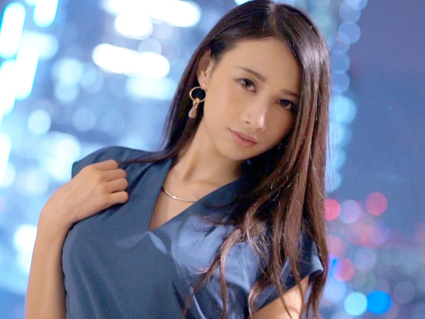 【エロいお姉さんにメロメロ】大人の色気ムンムンな美女が、快楽に溺れてエロモード全開！妖艶な雰囲気で男を誘惑し、感じまくる姿は必見♡